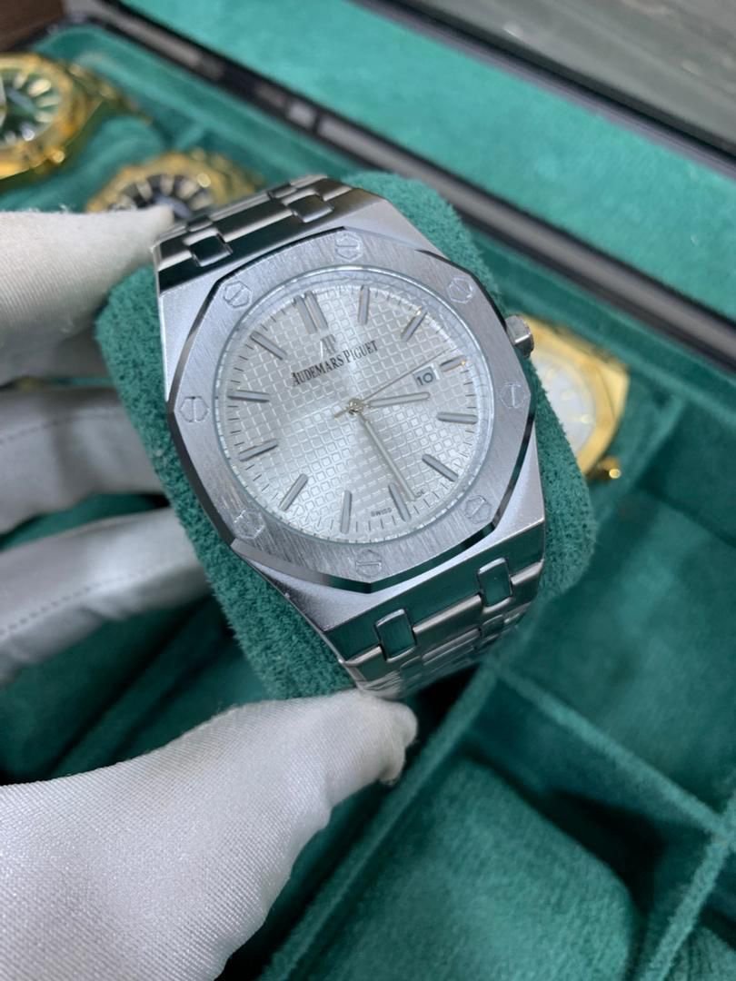 Audemars Piguet Chain Watch